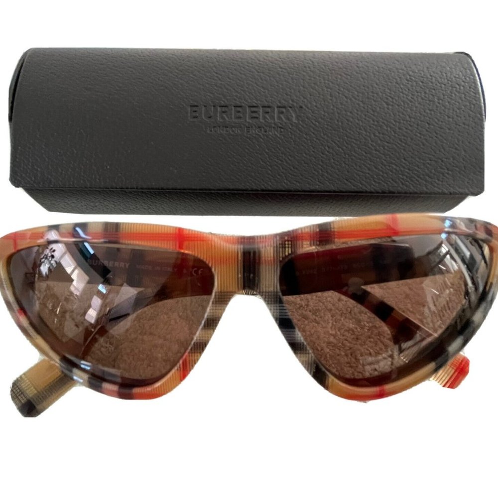🎈BURBERRY PRINT LADIES NEW NEVER WORN CAT EYE SUNGLASSES W/ CASE - Picture 3 of 12
